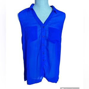 Charlotte Russe Sheer Sleeveless Button Down Top